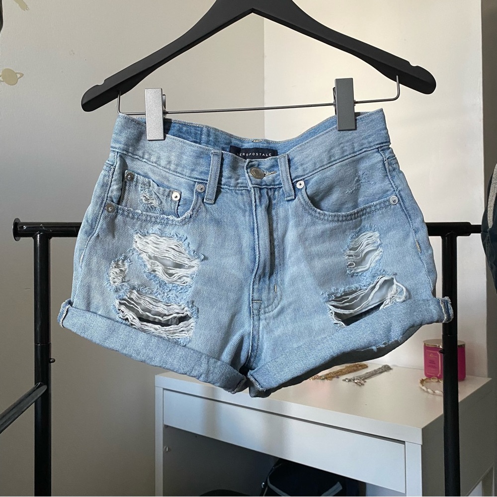 Aeropostale denim “Mom short”